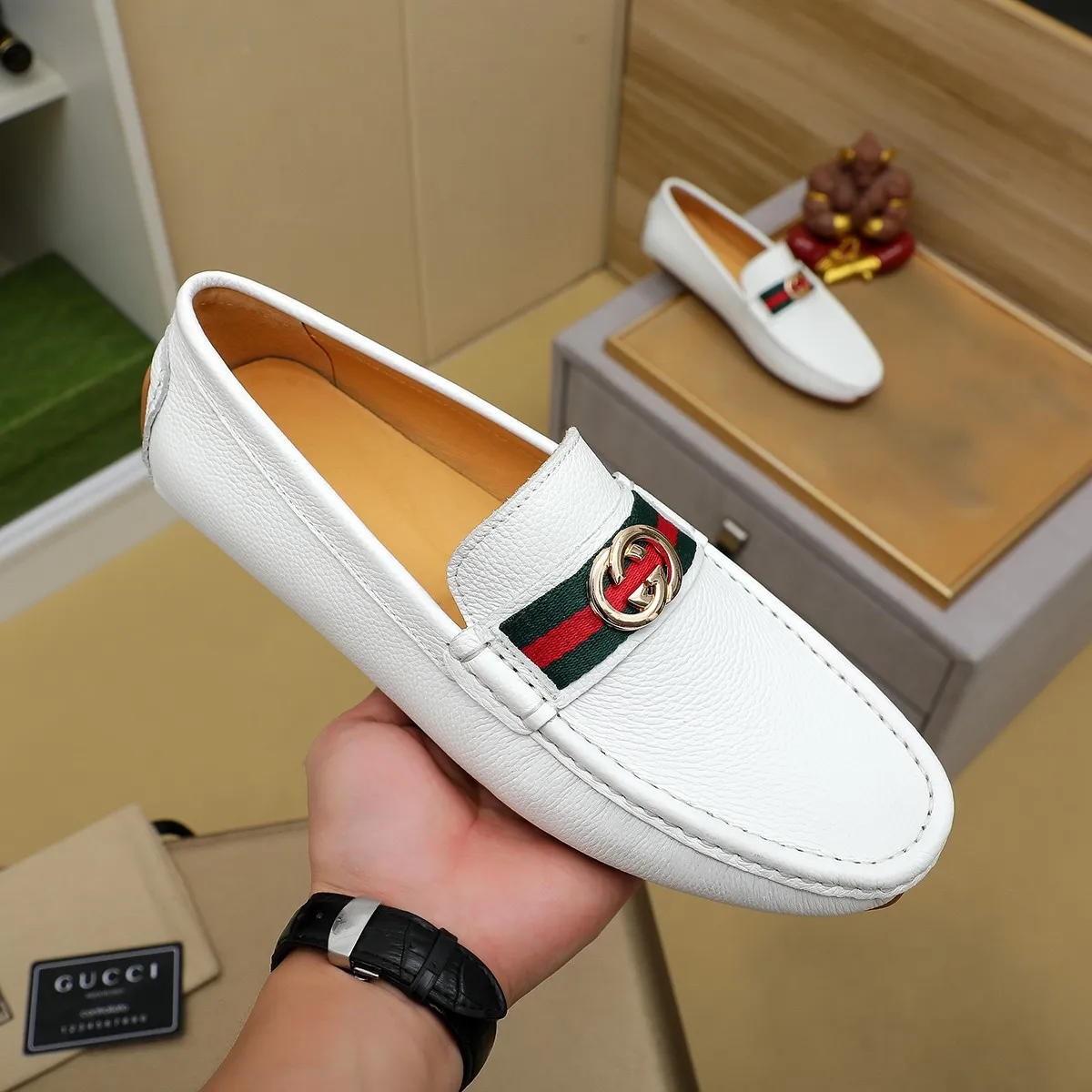 Men's shoes 💰360💰💰GUCCI Gucci official website synchronizes the latest model 🛃The upper is made of imported cowhide, 🐷leather lining, rubber outsole, 🎩🎩top-notch handcrafted workmanship with fine stitches and threads🔍definitely satisfy those perfectionist men who pursue high luxury quality 👏 Colors available! Code number 38-45 Large quantity in stock